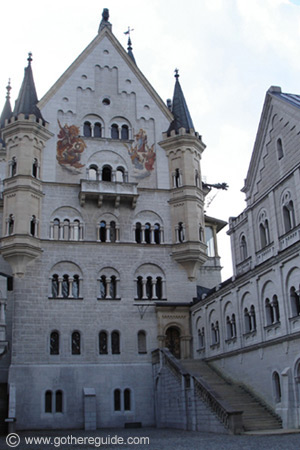 Neuschwanstein castle Upper Court yard